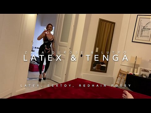 ❤️ Demi-soeur rousse en costume de latex baisée par son demi-frère ️ Porno vk at us ❌