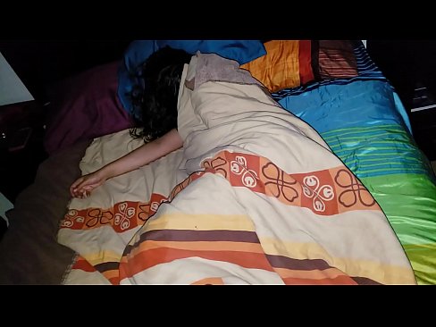 ❤️ Beau-fils réprimandant sa jeune belle-mère pendant qu'elle dort. ️ Porno vk at us ❌